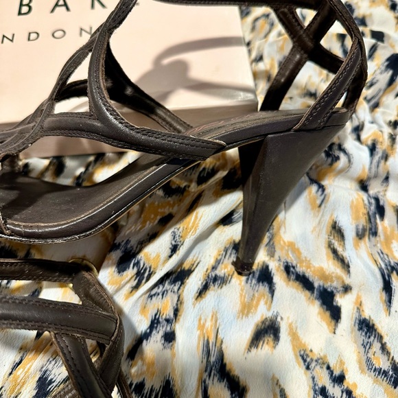 Ted Baker brown leather open heels - Picture 4 of 9